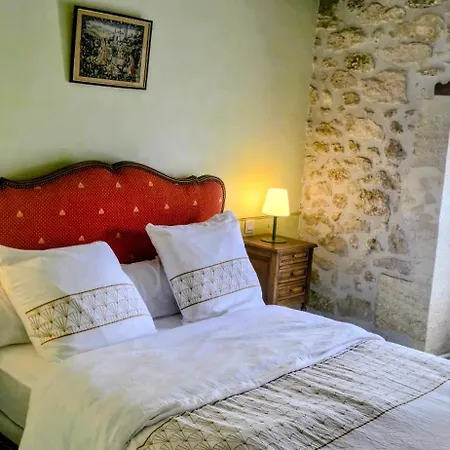 La Du Vignoble L'homme Cheval Bed & Breakfast