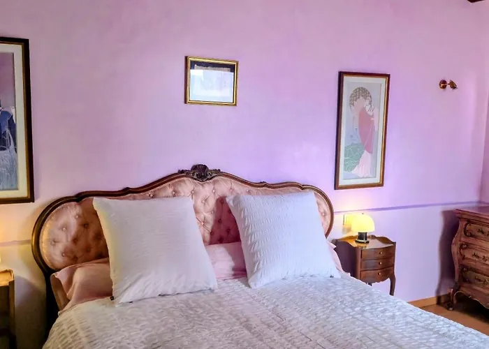 La Du Vignoble L'homme Cheval ベッド・アンド・ブレックファスト 3*